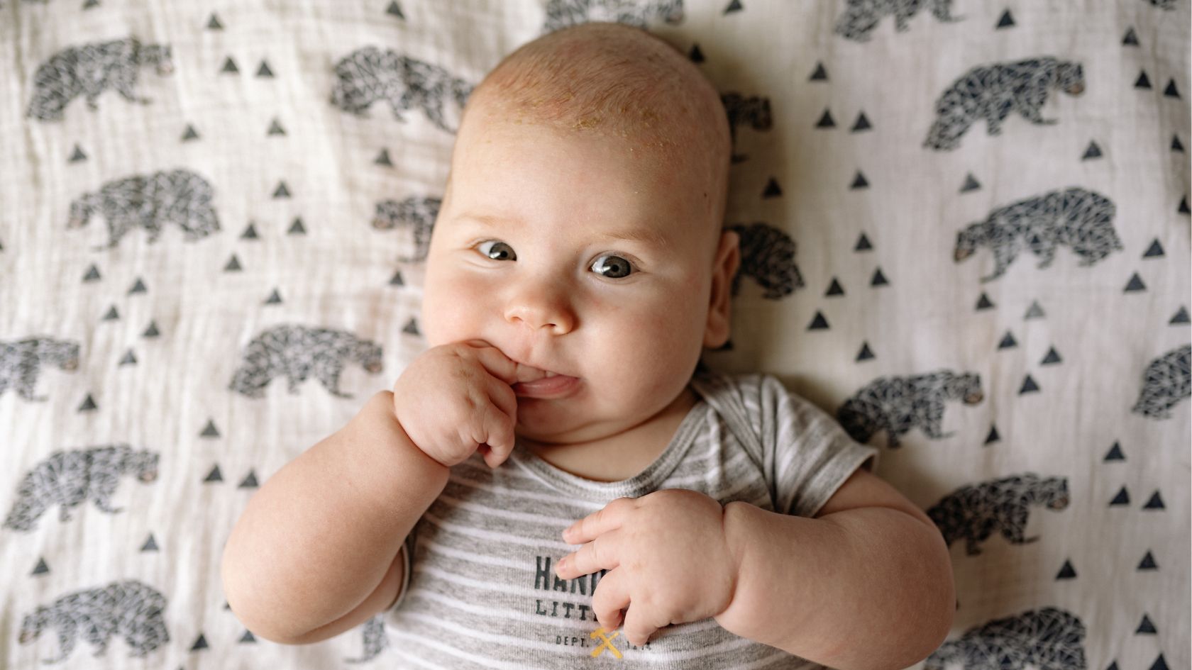 Bayi Sering Gumoh? Memahami Regurgitasi dan GERD pada Anak Secara Medis